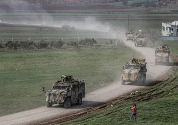 İdlib'deki gözlem noktalarına 150 araçlık sevkiyat