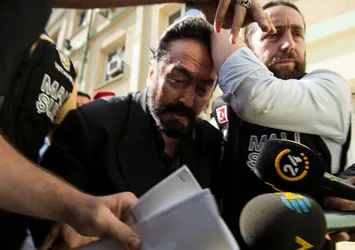 FETÖ, Adnan Oktar'ı korumaya almış
