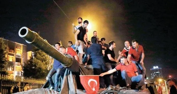 1657856794917.jpeg Darbeci hainler 15 Temmuz'da özgür basını susturamadı - 1