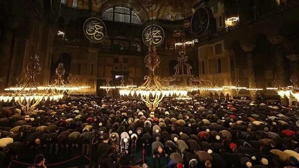 ilk-teravi-namazi-ne-zaman-ve-saat-kacta-kilinacak-istanbul-ankara-izmir-icin-ilk-teravi-vakti-2024-diyanet-im-1710063275528.jpeg İlk teravi namazı ne zaman ve saat kaçta kılınacak? İstanbul, Ankara, İzmir için ilk teravi vakti…. (2024 DİYANET İMSAKİYE) - 1