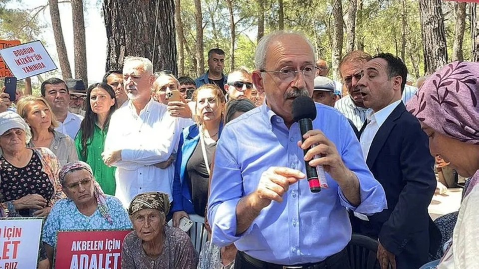 Çevreci maskesi altında Akbelen'de provokasyon yapan Kemal Kılıçdaroğlu Menteşe'de suspus! Ağaçları kesip çimento merkezi kurdu
