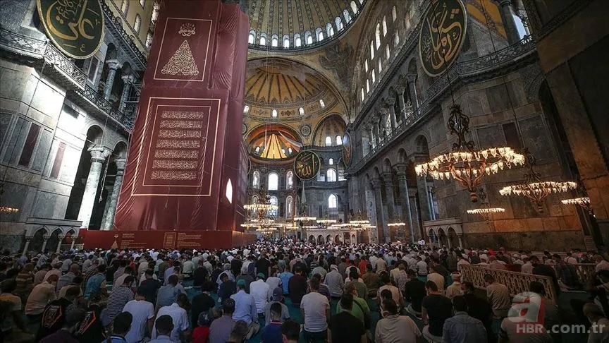 Kadir Gecesi ile ilgili AYET VE HADİSLER! Kur'an-ı Kerim'de hangi ayet ve surede geçiyor? Kadir Gecesi'nin hükmü nedir? 12