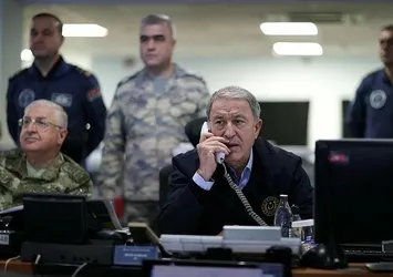 Pençe Kılıç ile PKK/KCK/YPG'ye darbe! Milli Savunma Bakanı Hulusi Akar: Hesap sormaya devam edeceğiz