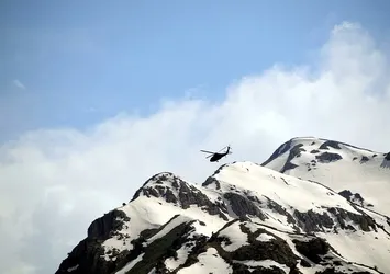 Tunceli'de PKK'nın inlerine baskın