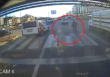 Bingöl'de ilginç kaza: Aracını 100 metre kovalayarak içine binmeye çalıştı