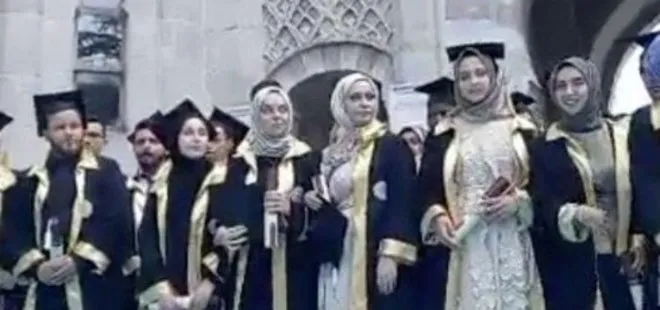 İstanbul Üniversitesi İlahiyat Fakültesi mezuniyet töreninde alçak provokasyon! Bir şahıs başörtülü mezunları hedef aldı