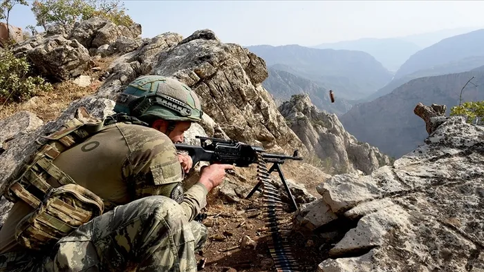 Son dakika | Türkiye-Suriye ilişkilerinde yeni dönem sinyali | Başkan Erdoğan'dan Esed'e açık davet: Suriye'nin her zaman yanında oluruz - 10