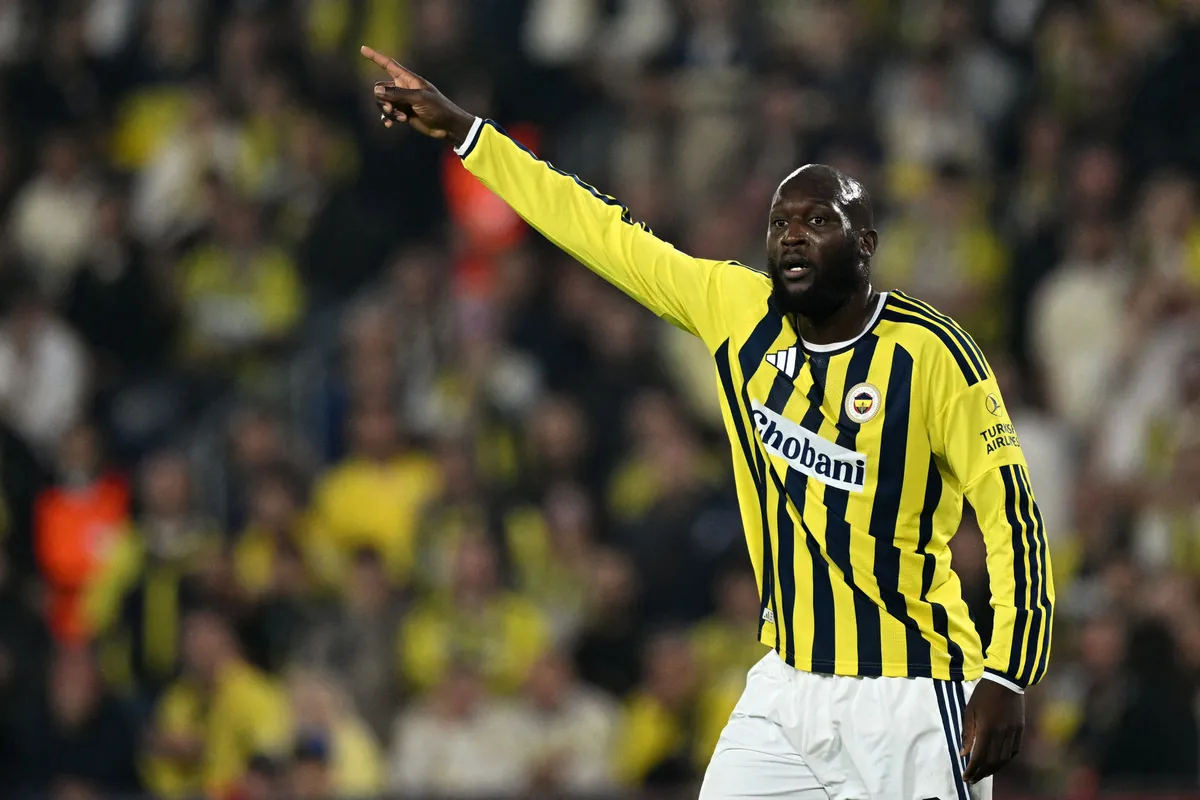 Fenerbahçe'de gerginlik: Göztepe maçında Kerem Aktürkoğlu ve yönetime tepki - 2