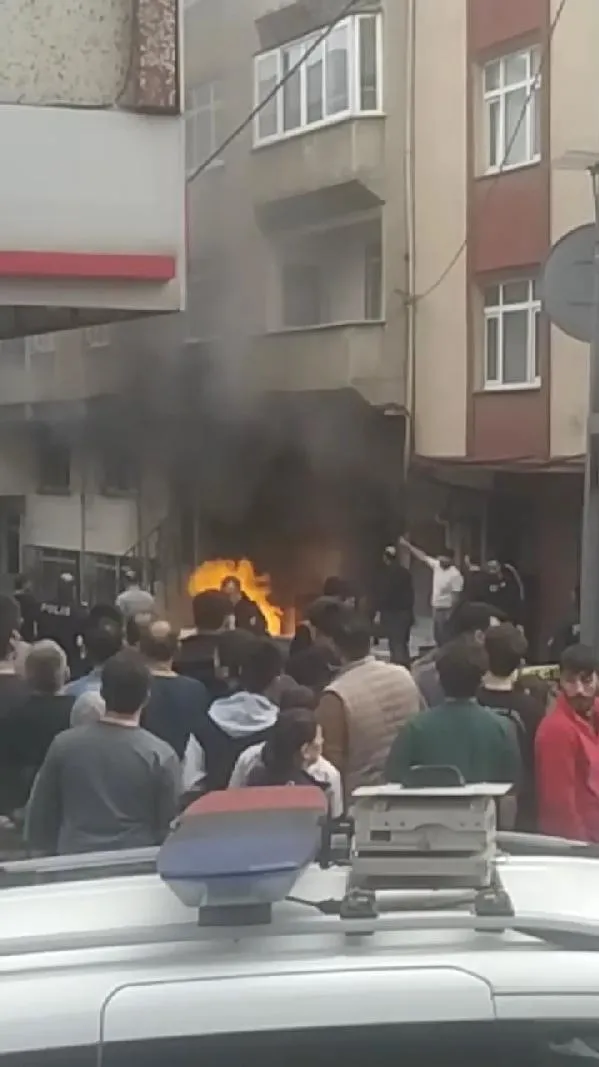 Küçükçekmece'de bir binada doğal gaz patlaması! 1 kişi öldü 7 kişi yaralandı - 1