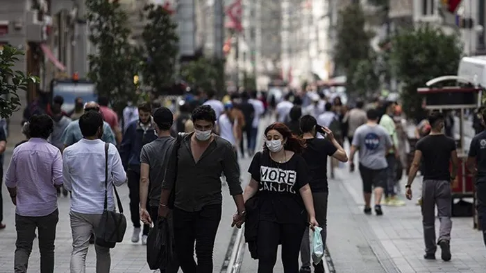 Türkiye'de işsiz sayısı ikinci çeyrekte azalarak 3 milyon 989 bin oldu - 5