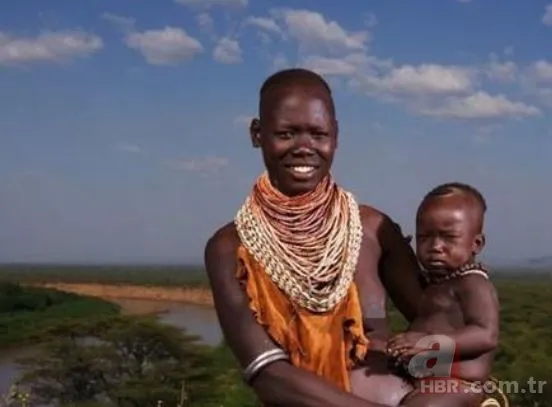 Dünyanın en ilginç kabilesi! Himba kabilesinin kadınları hamile kalmak için... 11