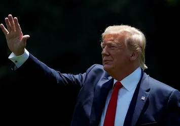 Trump'ın İran çelişkisi! Asker gönderecek mi?