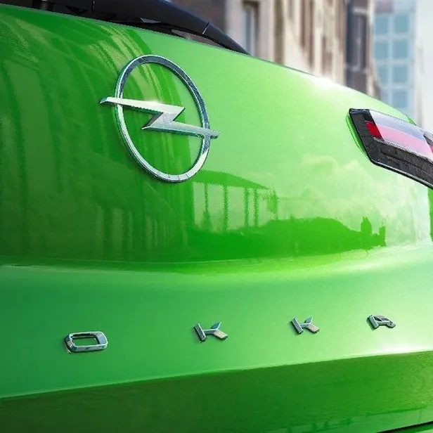 Kasım ayında sıfır araç modellerine indirim ve zam yapan markalar belli oldu! Dacia, Renault, Fiat, Opel, Peugeot, Skoda, Toyota Hyundai tam fiyat listesi…