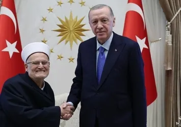 Başkan Erdoğan Külliye'de ağırlamıştı! Mescid-i Aksa İmam Hatibi Sabri'den Erdoğan ve Türkiye'ye teşekkür