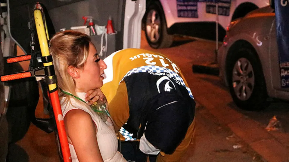 Yüzme havuzunun klor tankı sızdırdı: 100 kişi zehirlendi