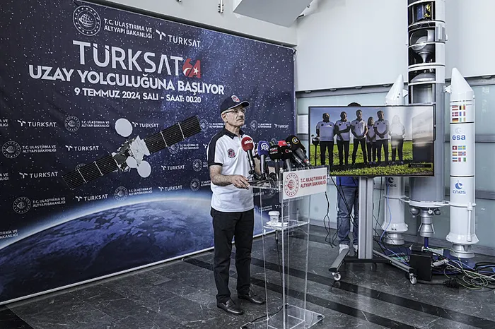 Türksat 6A için geri sayım başladı! Bakan Uraloğlu: 70 dakikada yörüngesine ulaşacak