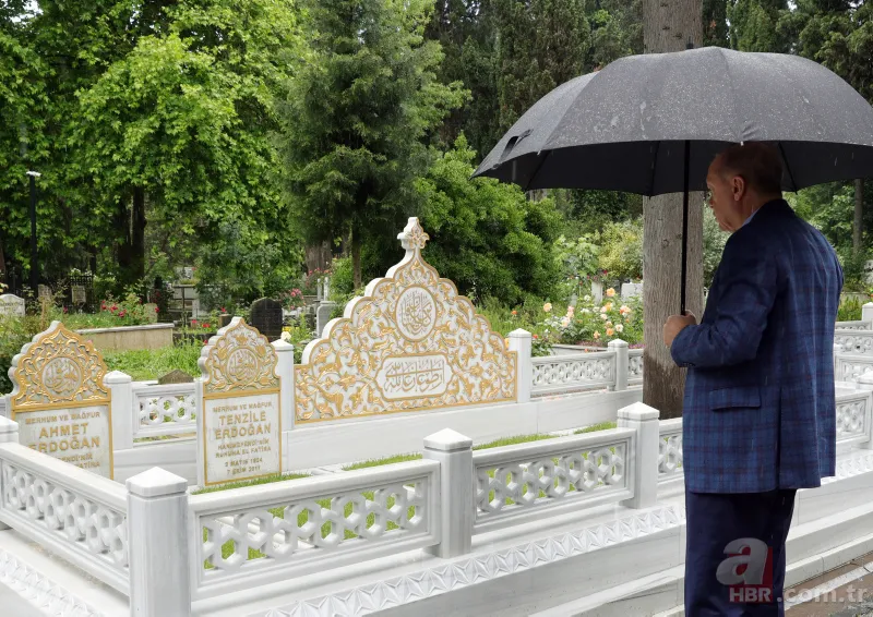 Başkan Erdoğan anne ve babasının kabrini ziyaret etti! 15 Temmuz şehidi Erol Olçok'u da unutmadı 3