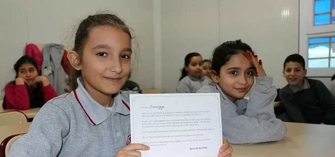 Bakan Albayrak ve Gül’den tebrik kartları gönderen öğrencilere cevap