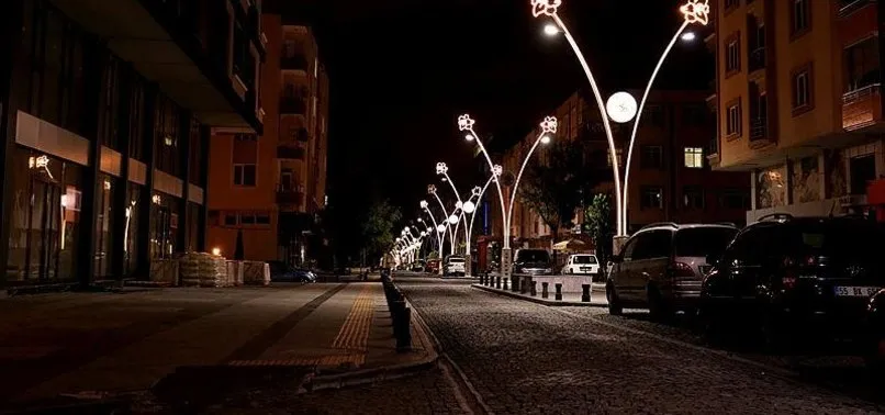 Sokağa çıkma kısıtlaması ne zaman bitecek? Kimler dışarıya çıkabilir?