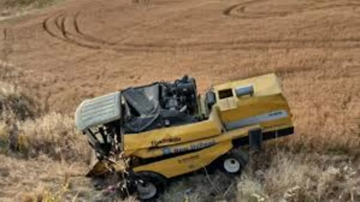 Gaziantep'te biçerdöver ile otomobilin çarpıştığı kazada 3 kişi yaralandı