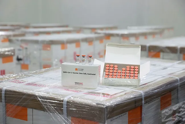 Prof. Dr. Hakan Oğuztürk'ten aşı için kritik uyarı: Alkol negatif etki yaparak aşının etkisinin azaltıyor - 8