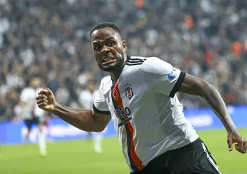 Beşiktaş'ta Larin gelişmesi! Yönetim golcü oyuncuyu bırakmayacak