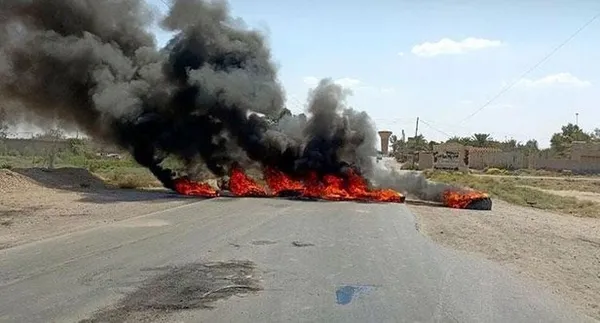 1693584714656.jpg PKK tabanvay! Suriye'nin doğusundaki Deyrizor'da PKK/YPG köşeye sıkıştı: Teröristler çatılardan atlayarak kaçıyorlar - 1