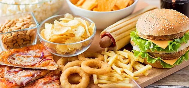 Fast food kansere yol açıyor
