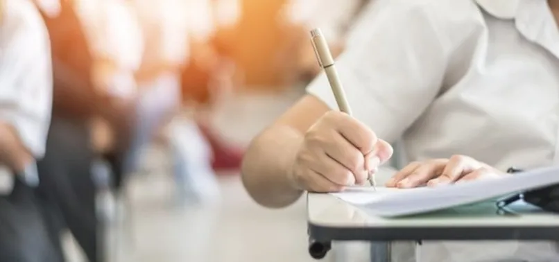 Bursluluk sınavında en fazla kaç yanlış yapılabilir 2023? Bursluluk sınavı 4 yanlış 1 doğruyu götürüyor mu 2023?