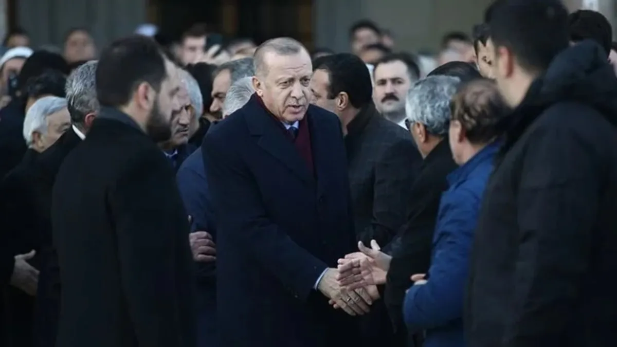 Başkan Erdoğan cuma namazını Hz.Ali Camisi'nde kıldı