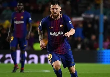 Messi başarı'ya doymuyor