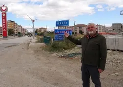 İki şehir tek mahalle gibi yaşıyor! Sınır evlerin içinden geçiyor
