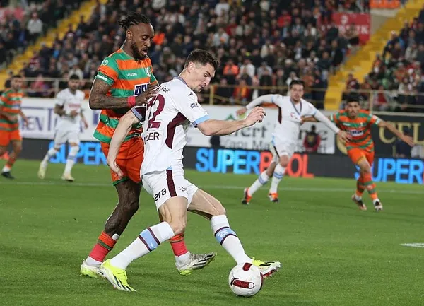 Fırtına farklı mağlup! Alanyaspor evinde ağırladığı Trabzonspor’u mağlup etti | İşte maçta yaşananlar...