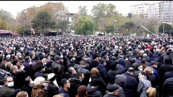 Paşinyan için zaman daralıyor! Ermenistan muhalefeti görevi bırakması için 3 gün süre tanıdı