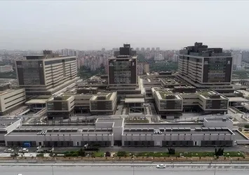 İstanbul'un sağlık merkezleri sismik izolatörlerle donatıldı! 7 yılda 27 hastane
