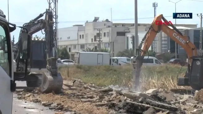 Yol kapandı esnaf mağdur oldu