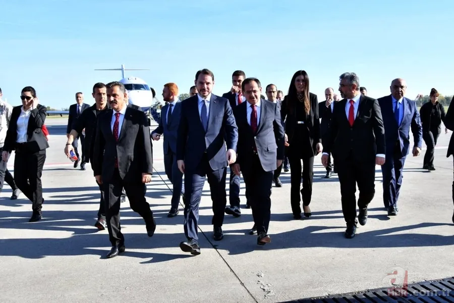 Bakan Berat Albayrak'a Samsun'da sevgi seli 4