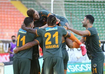 Alanyaspor Fatih Karagümrük'ü 2-0 yendi