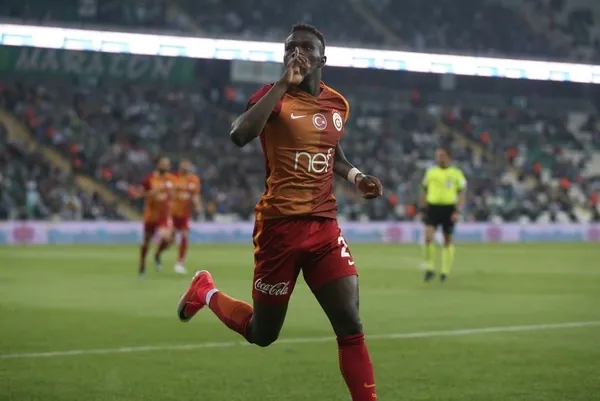 1620233166519.jpg Galatasaray'ın eski yıldızını Fenerbahçe istiyor! Fatih Terim'in göz bebeğiydi - 6