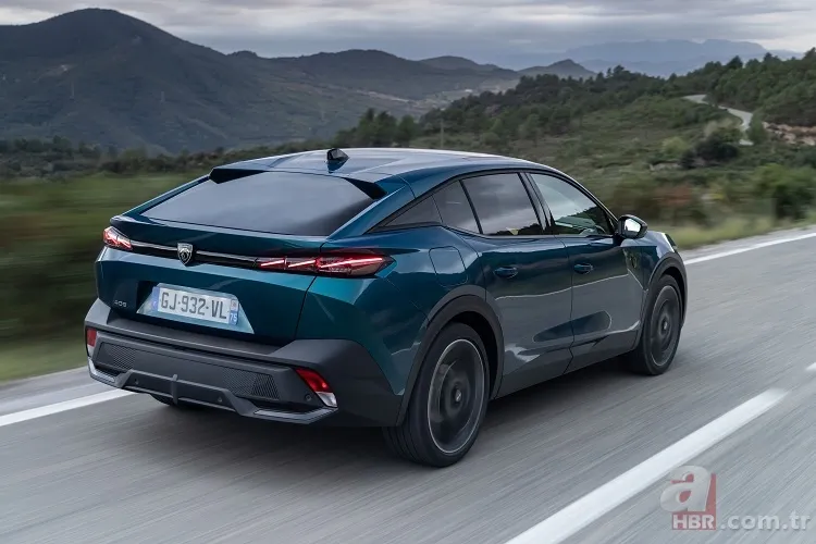 Uygun fiyat yine zirveyi belirledi! 2023 yılında Türkiye’nin en çok satan SUV modelleri belli oldu! 11