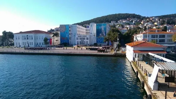 baskan-recep-tayyip-erdogandan-deniz-ve-hava-harp-okulu-diploma-toreninde-onemli-aciklamalar-1661960330374.jpg