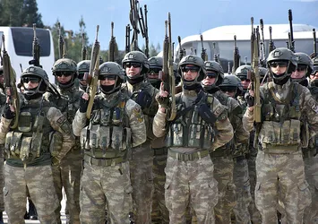 Bir günde 12 köy temizlendi
