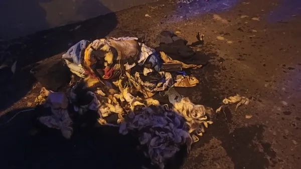 elektrikli-battaniye-dehseti-yangin-cikti-2-kisi-hastanelik-oldu-1701115972502.jpg Elektrikli battaniye dehşeti! Yangın çıktı 2 kişi hastanelik oldu - 1