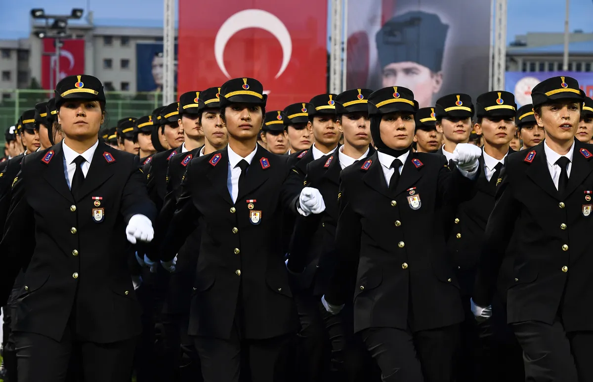 Başvurusu kabul edilen adayların sınavlara katılabilmesi için 600 TL ücret yatırması gerekiyor. (A Haber Foto Arşivi)