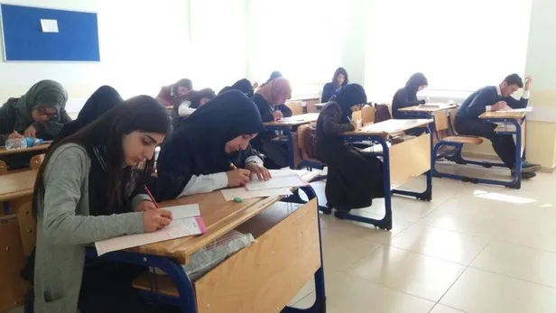 YKS 2. ve 3. oturum ne zaman? 2022 YKS AYT ve YDT sınavları saat kaçta başlayacak, bitecek? AYT ve YDT sınav süresi...