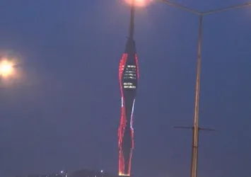 Çamlıca televizyon kulesinde açılış öncesi ışıklar test edildi