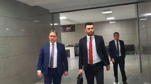 CHP’deki kara para trafiğinde yeni detay! Çuval dolusu parayı kim getirdi? İmamoğlu’nun ’kasası’ Fatih Keleş’ten itiraf gibi ifade...