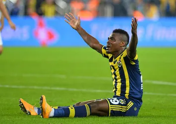 Emenike 'uykum var' dedi, idmanı bıraktı