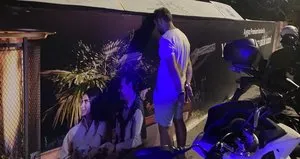 ’Dur’ ihtarına uymadı! Polisin üzerine sürdü...