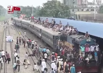Bangladeş'te tehlikeli yolculuk